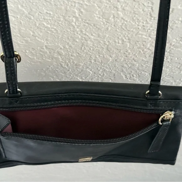 Kooba Soft Black Leather Elegant Black Cross Body Bag - Picture 8 of 8